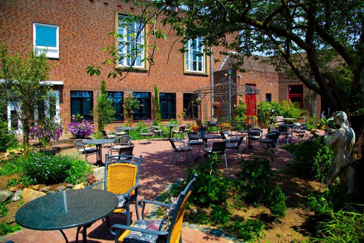 Atalanta-Wellness Roermond 'De Wethouder' Bed & Breakfast Herten Exterior photo