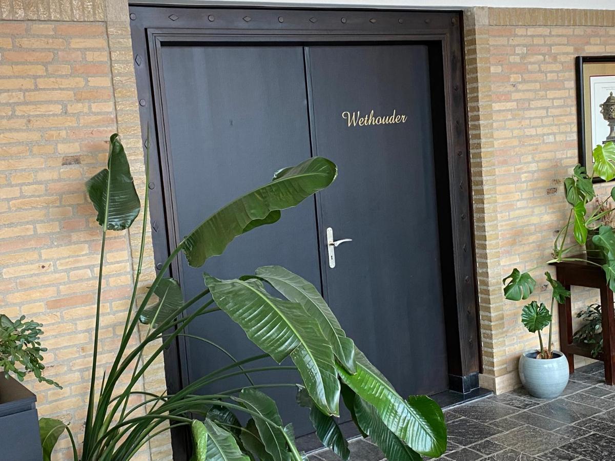 Atalanta-Wellness Roermond 'De Wethouder' Bed & Breakfast Herten Exterior photo